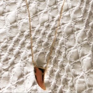 Split Stone Pendant Necklace 💋